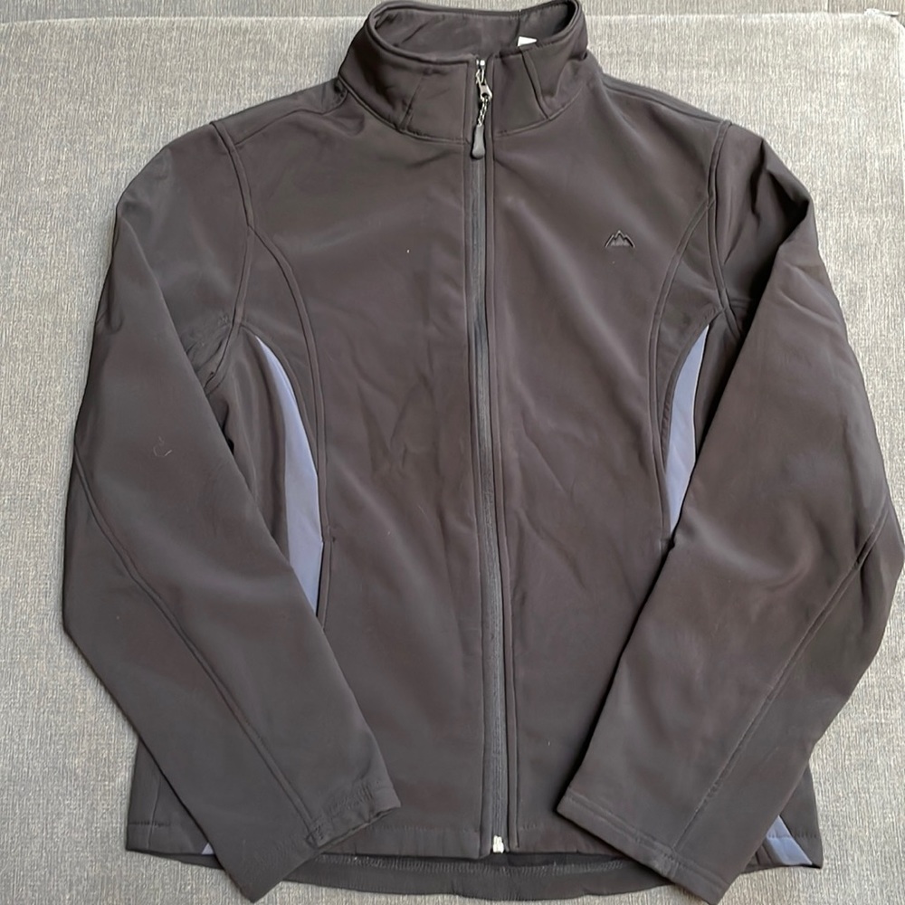 Snoozing women’s jacket